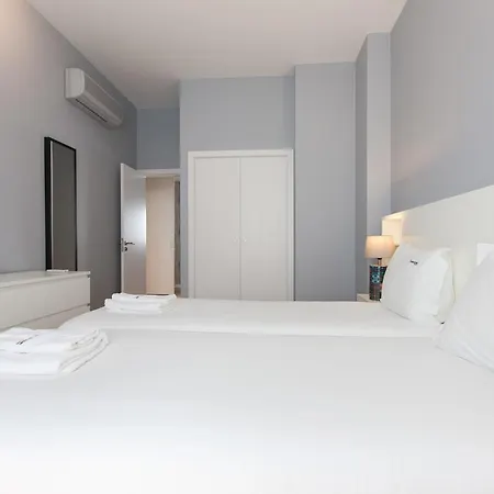 Flh Baixa World Flat * Lissabon